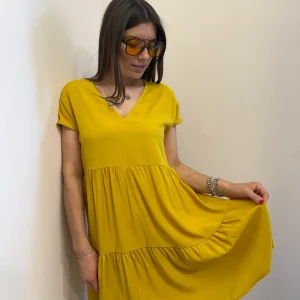 Abito corto a balze senape Kontatto